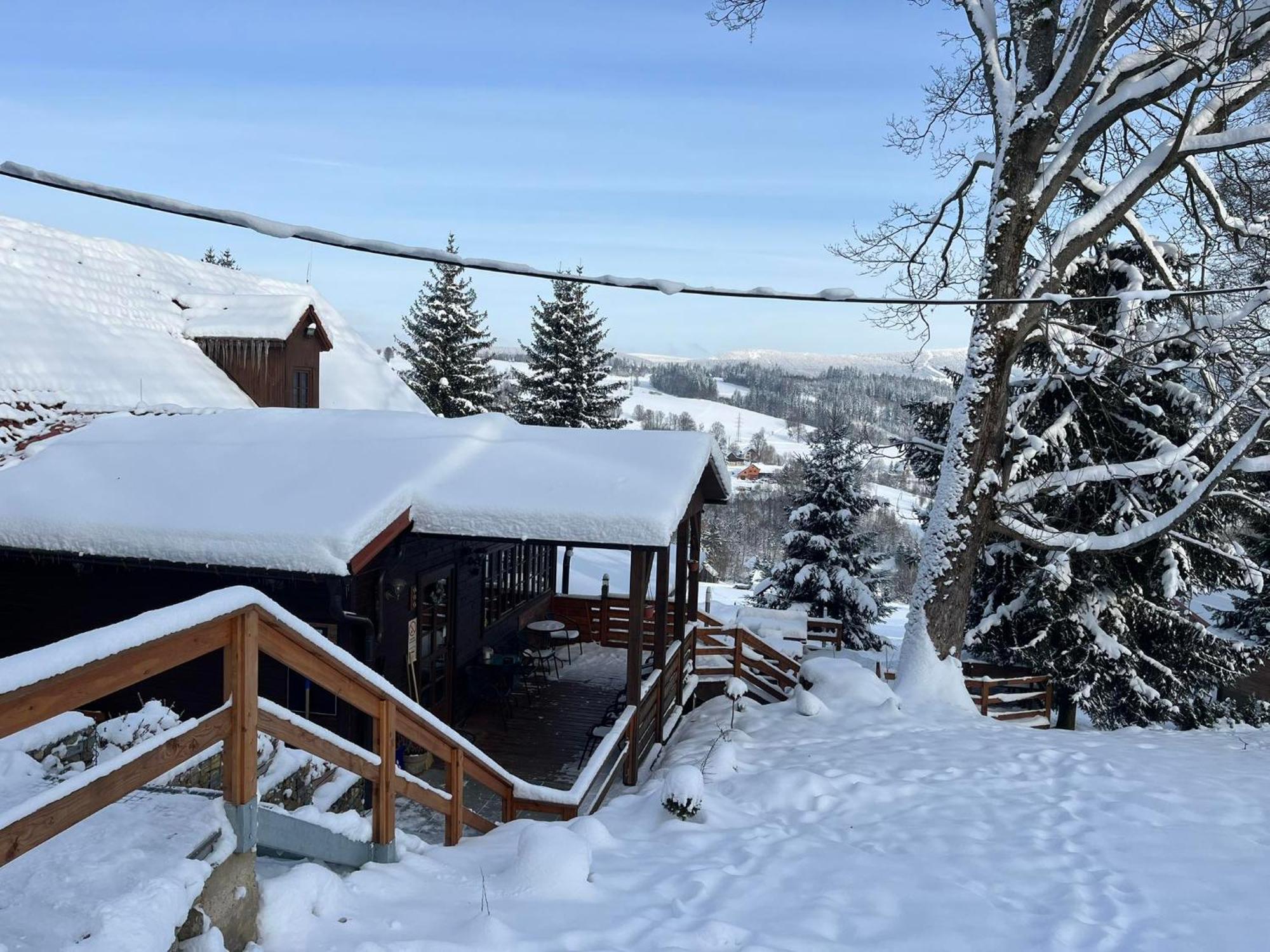 Penzion Harry Na Sjezdovce Krkonose Vysoké nad Jizerou エクステリア 写真