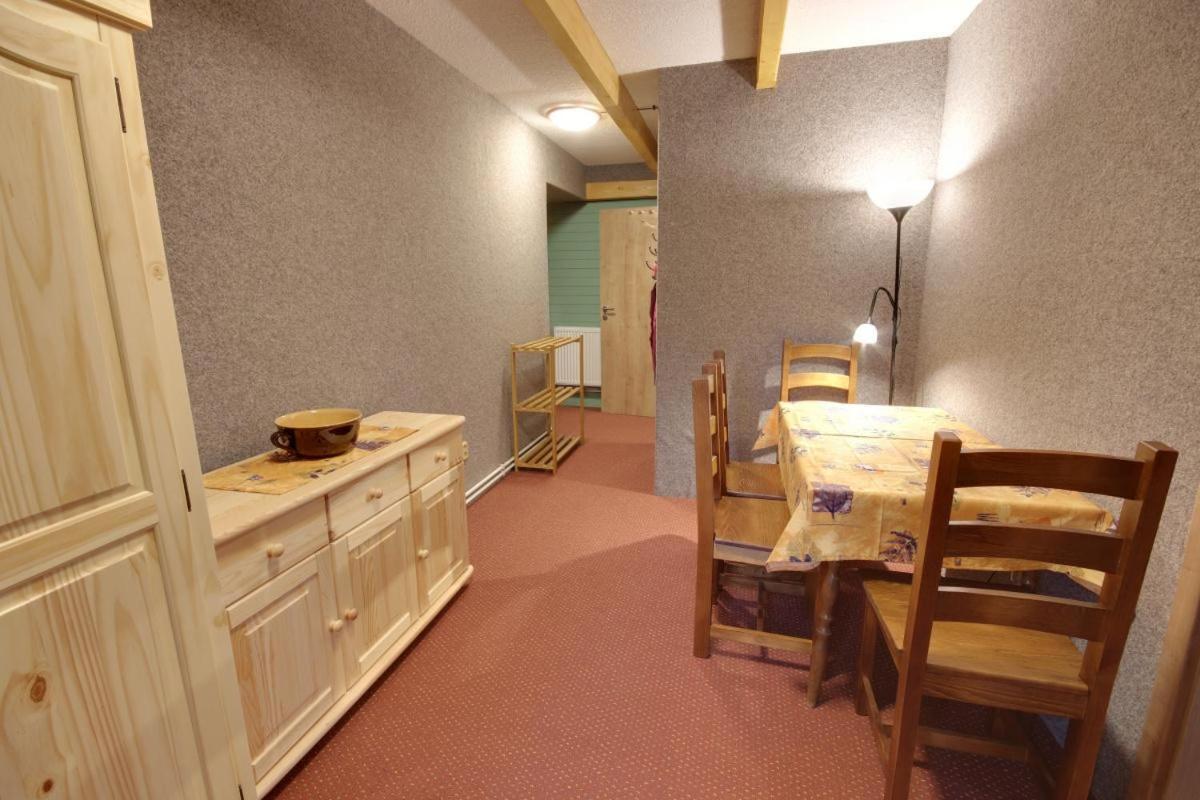 Penzion Harry Na Sjezdovce Krkonose Vysoké nad Jizerou エクステリア 写真